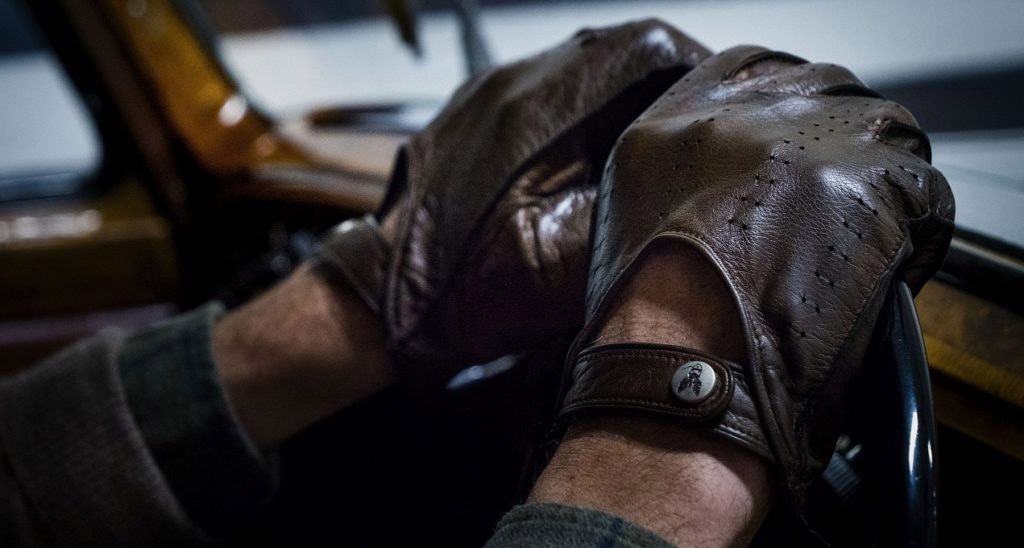 Best Luxury Driving Gloves Review With YouTube Demo Unveiled